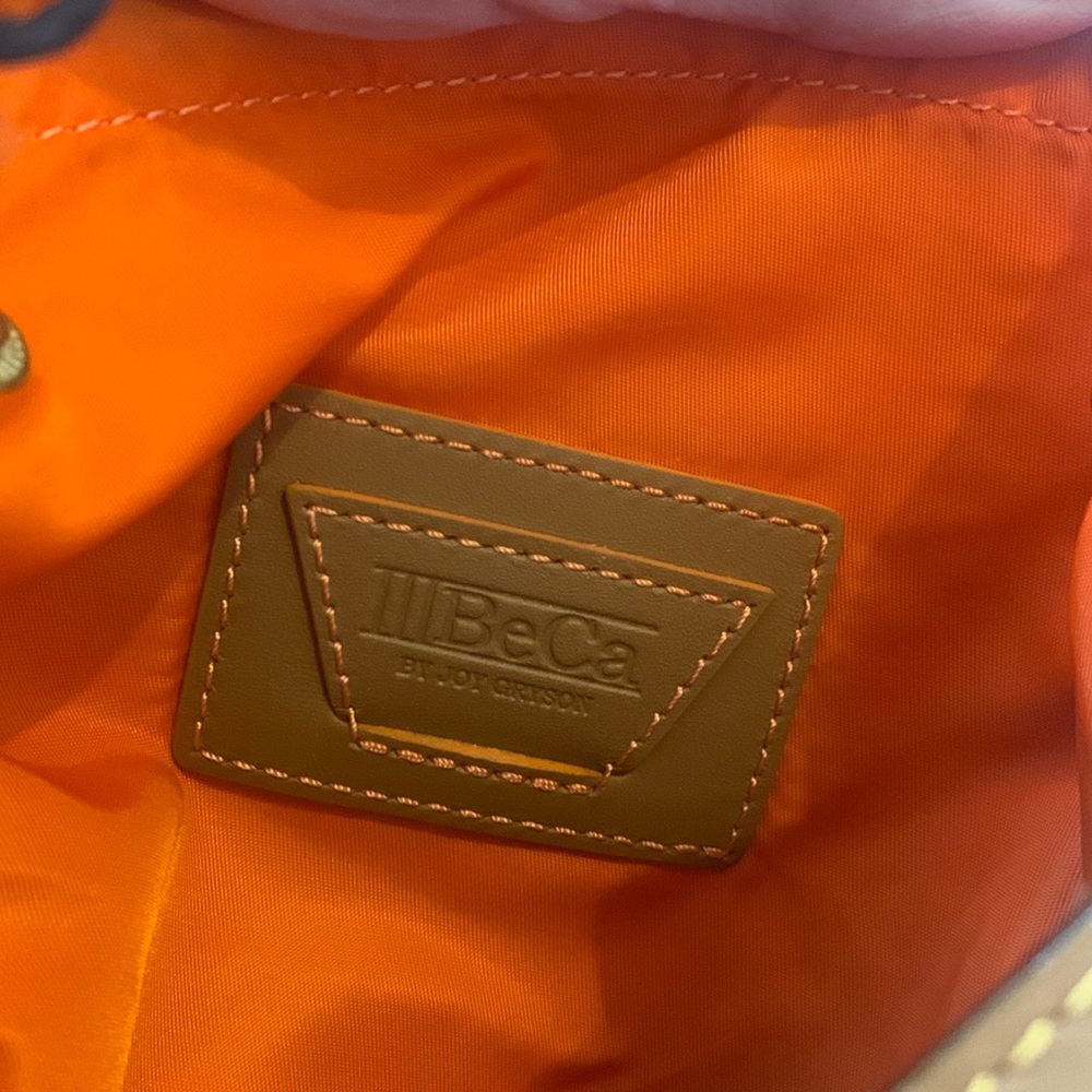NWT III Be Ca by Joy Gryson tan genuine leather crossbody bag - Picture 3 of 11